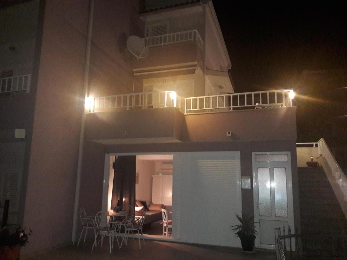 Nessa & Meli Apartamento Makarska Exterior foto