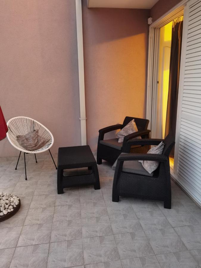 Nessa & Meli Apartamento Makarska Exterior foto